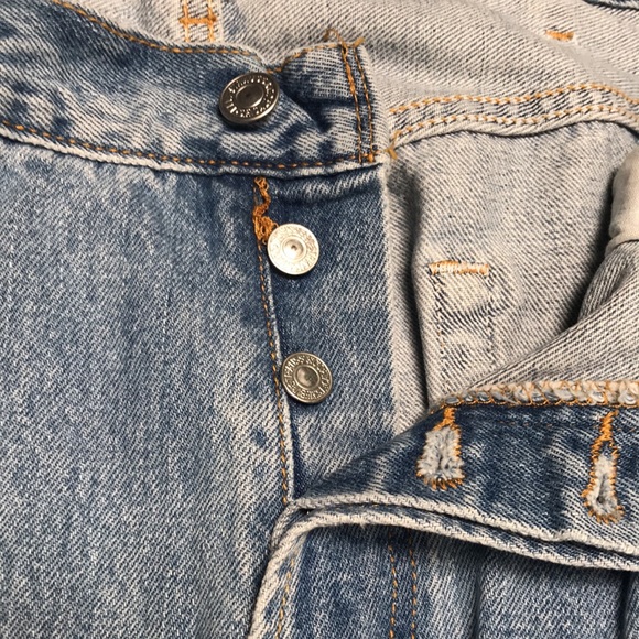 Men’s 90’s Vintage Levi’s - Picture 6 of 6